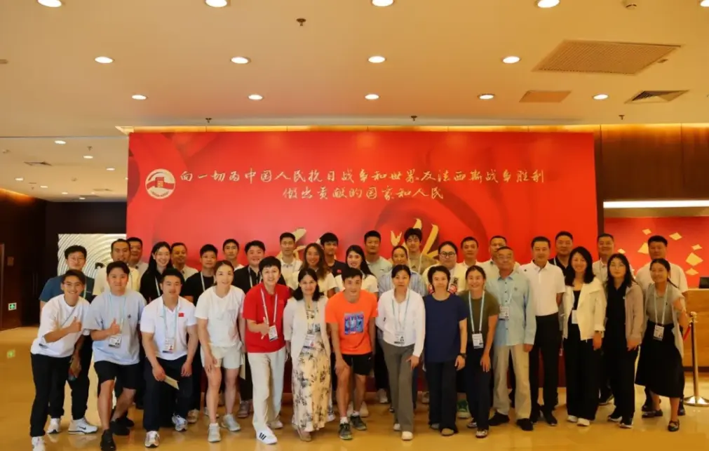 就是出现在