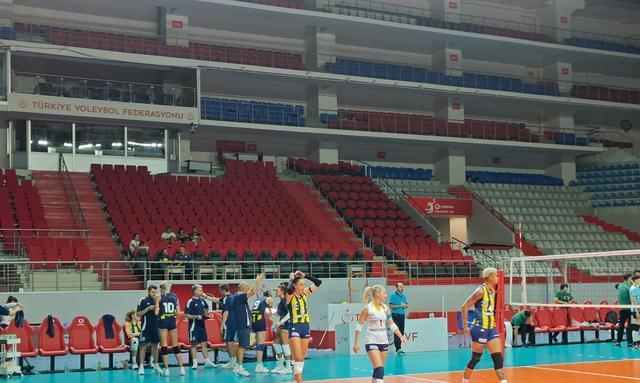 一场, 有热身赛计