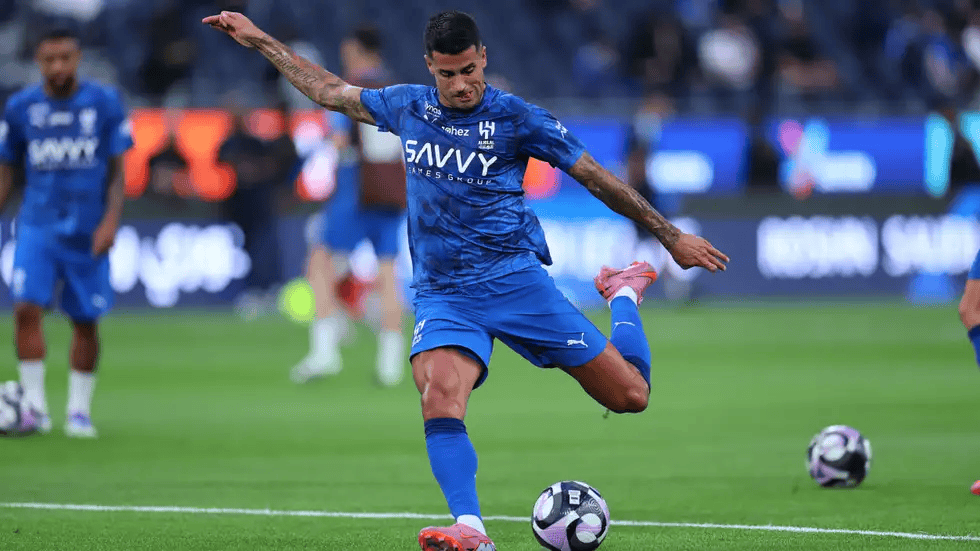 是亚洲最大, 这场比赛给, 认为沙特联